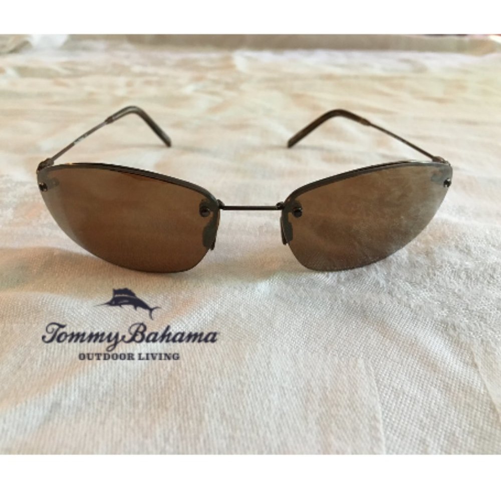 Tommy Bahama Men's Vintage Polarized Sunglasses